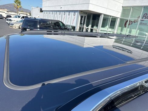 Used 2022 Jeep Grand Wagoneer Series II w/ Convenience Group III image 13