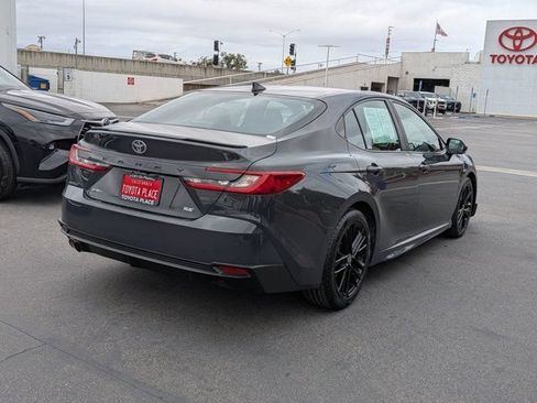 Used 2025 Toyota Camry SE FWD image 8