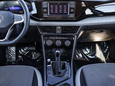 Used 2024 Volkswagen Taos S image 13