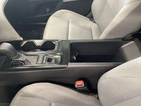 Used 2025 Toyota Camry LE w/ Convenience Package image 22