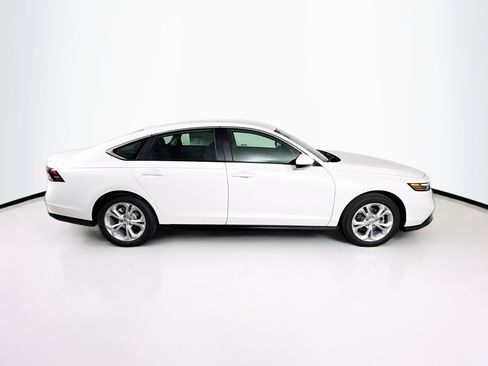 New 2025 Honda Accord LX image 2