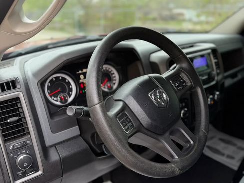 Used 2014 RAM 1500 Express AWD/4WD image 10