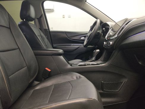 Used 2018 Chevrolet Equinox Premier FWD image 21