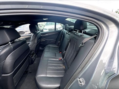 Used 2023 BMW 530e w/ Premium Package RWD image 22
