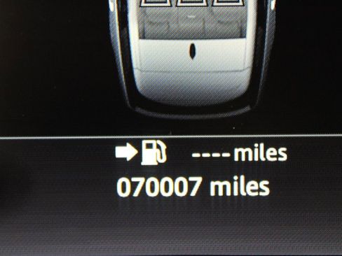 Used 2017 Land Rover Range Rover Long Wheelbase Supercharged image 28