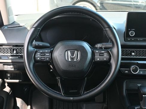 Used 2023 Honda Civic EX image 10