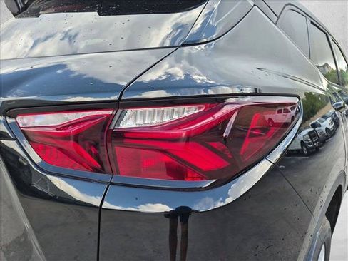 Used 2020 Chevrolet Blazer LT FWD image 24