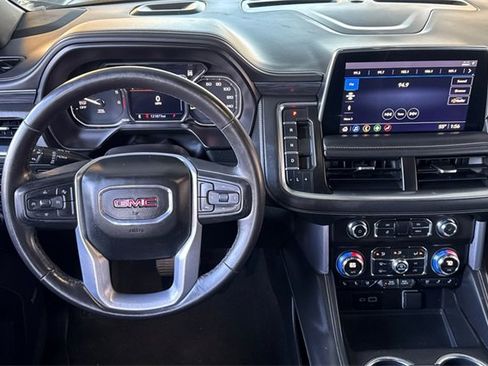 Used 2021 GMC Yukon SLT image 14