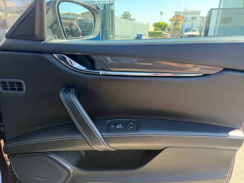 Used 2017 Maserati Quattroporte S GranSport Q4 image 21