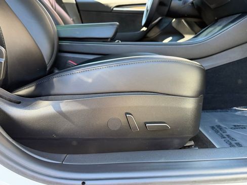 Used 2023 Tesla Model 3 Standard Range image 35