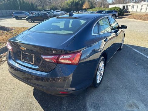 Used 2019 Chevrolet Malibu LT w/ Driver Confidence Package image 7