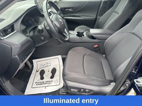 Used 2024 Toyota Venza LE AWD/4WD image 13