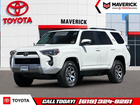 Used 2024 Toyota 4Runner TRD Off-Road Premium AWD/4WD image 1