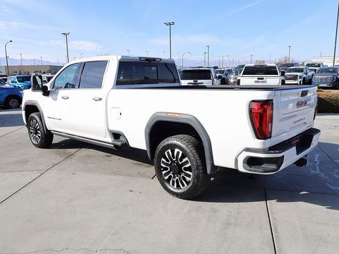 Used 2023 GMC Sierra 3500 Denali w/ Denali Ultimate Package image 4