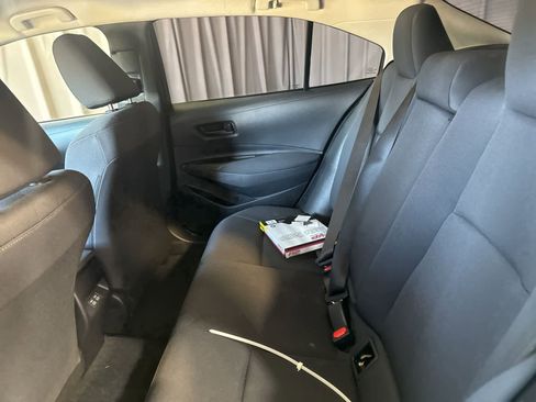Used 2025 Toyota Corolla LE FWD image 17