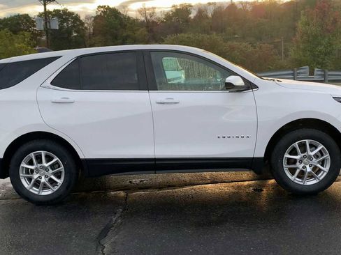 Certified 2022 Chevrolet Equinox LT image 10