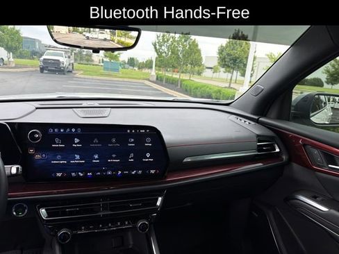 Used 2024 Chevrolet Traverse RS w/ LPO, Floor Liner Package AWD/4WD image 16