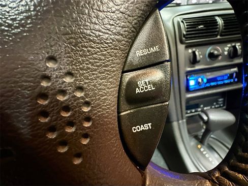 Used 2000 Ford Mustang GT image 32