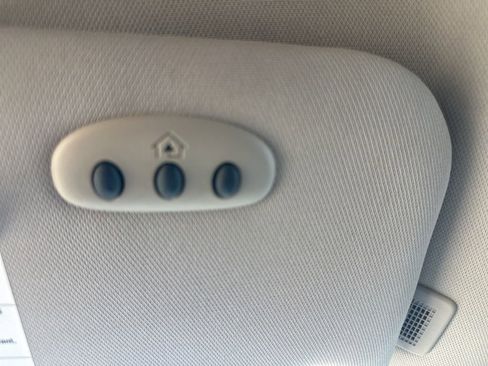 Used 2012 Ford Edge Limited w/ Driver Entry Pkg FWD image 36