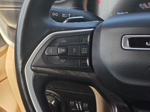Used 2021 Jeep Grand Cherokee L Limited AWD/4WD image 19