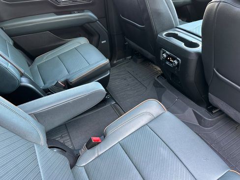 Used 2026 GMC Yukon AT4 image 18