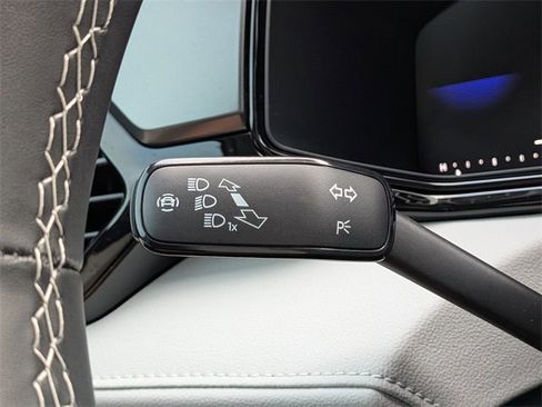 New 2026 Volkswagen Taos S image 30