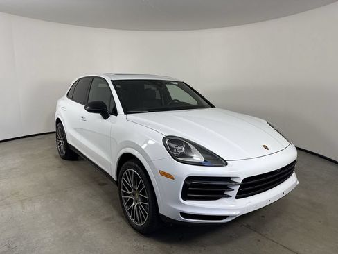 Certified 2023 Porsche Cayenne Platinum Edition AWD/4WD image 9