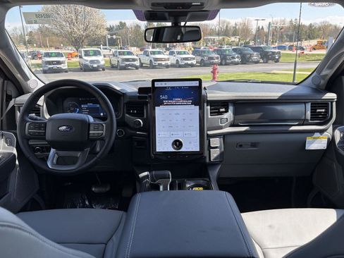 New 2025 Ford F150 Lightning Flash AWD/4WD image 10