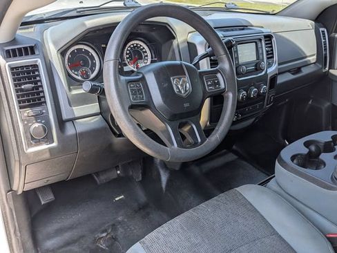 Used 2018 RAM 2500 SLT RWD image 16
