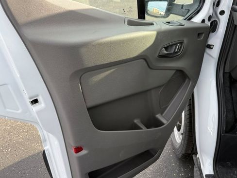 New 2026 Ford Transit 250 148 Medium Roof RWD image 14
