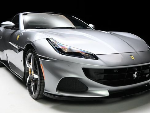 Used 2022 Ferrari Portofino M RWD image 43