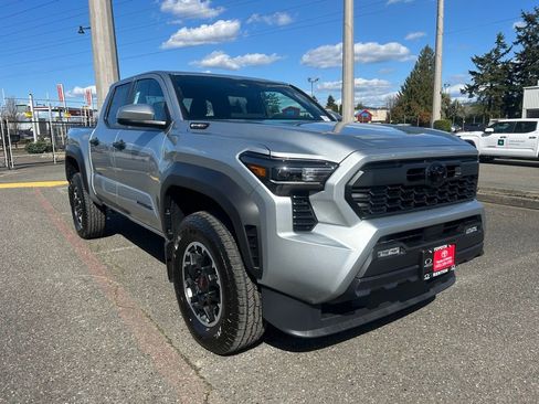 New 2026 Toyota Tacoma TRD Off-Road image 3