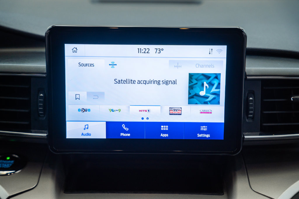 Used 2021 Ford Explorer XLT w/ Equipment Group 202A AWD/4WD image 25