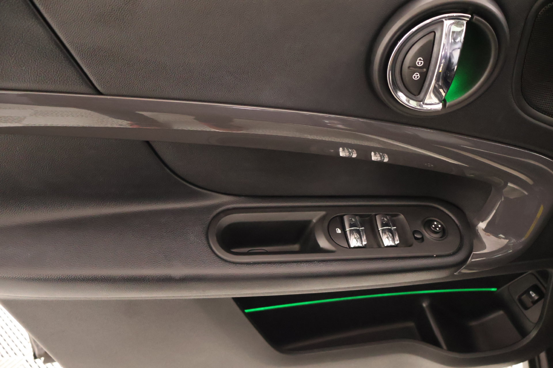 Used 2020 MINI Cooper Countryman S FWD image 16