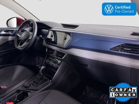 Certified 2024 Volkswagen Taos SE image 29