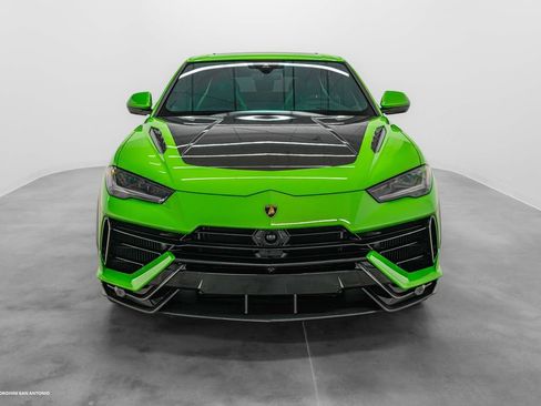 Used 2024 Lamborghini Urus Performante AWD/4WD image 11