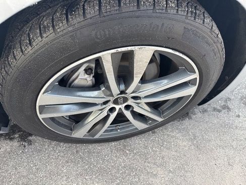 Used 2023 Audi A6 2.0T Premium w/ Convenience Package image 14