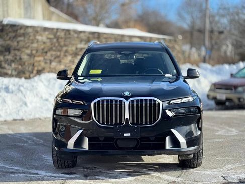 Used 2025 BMW X7 xDrive40i image 9