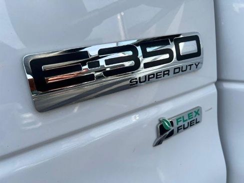 Used 2017 Ford E-350 and Econoline 350 Super Duty w/ Power Windows & Locks Group RWD image 26