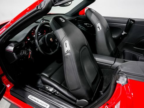 Used 2015 Porsche 911 Carrera 4 GTS w/ Bose Audio Package image 21