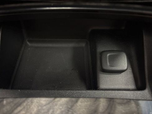 Certified 2015 Chevrolet Impala LTZ FWD image 32