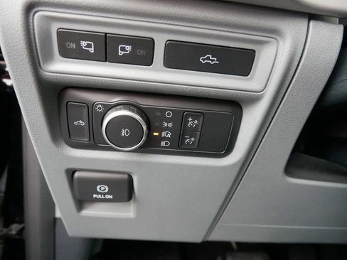 Certified 2022 Ford F150 XLT w/ Equipment Group 302A High image 21