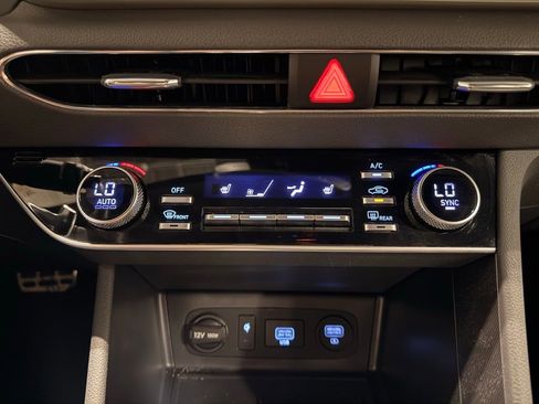 Used 2023 Hyundai Sonata SEL Plus w/ Preferred Accessory Package image 25