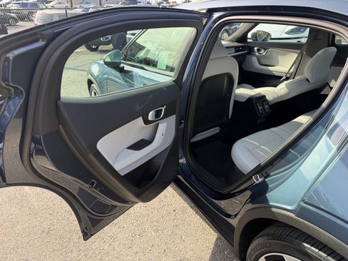 Used 2023 Polestar Polestar 2 w/ Pilot Pack image 43