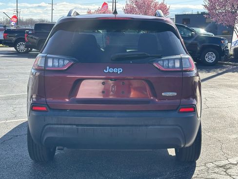 Used 2019 Jeep Cherokee Latitude w/ Popular Appearance Group image 6
