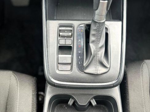 Used 2025 Honda CR-V EX image 16