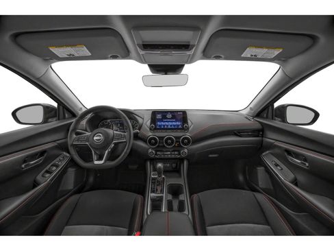 Used 2025 Nissan Sentra SR FWD image 5