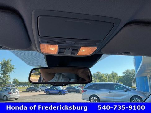 Used 2018 Honda CR-V Touring image 40