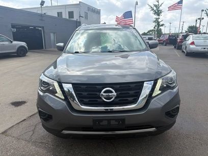 Used 2019 Nissan Pathfinder S