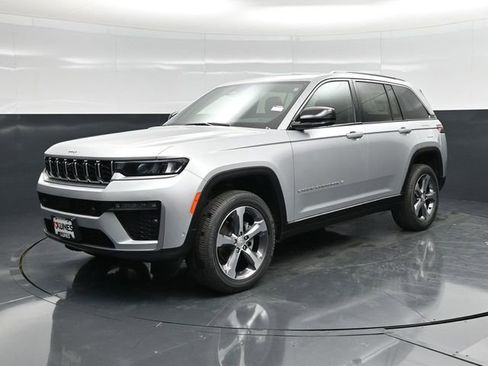 New 2026 Jeep Grand Cherokee Limited AWD/4WD image 3